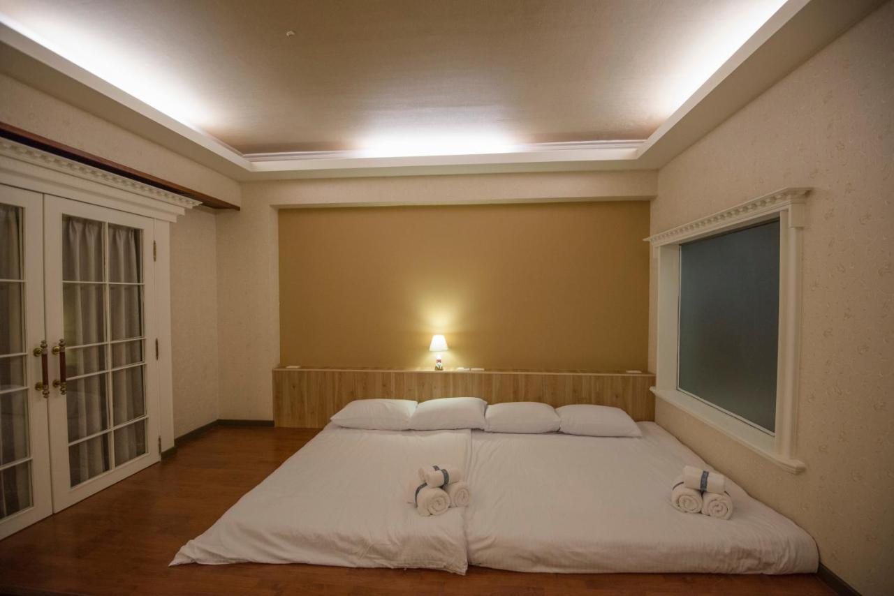 Kaohsiung Time'S Hotel Екстериор снимка